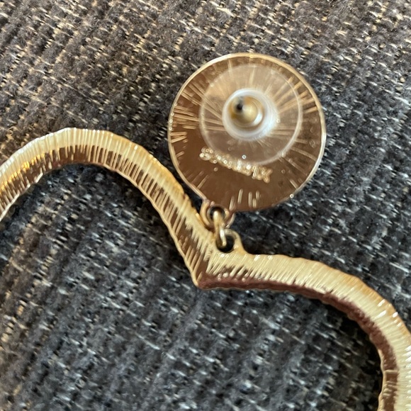 🏝️Big $5 Sale!🏝️Sugarfix Heart Shaped Rhinestone and Faux Pearl Earrings - Picture 4 of 7